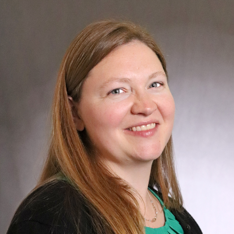 Head shot of Ashley Richardson Miller