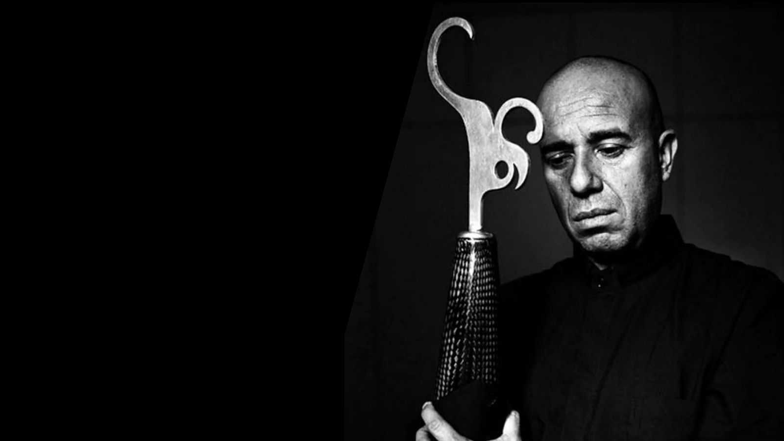 Header image Mario Bellatin