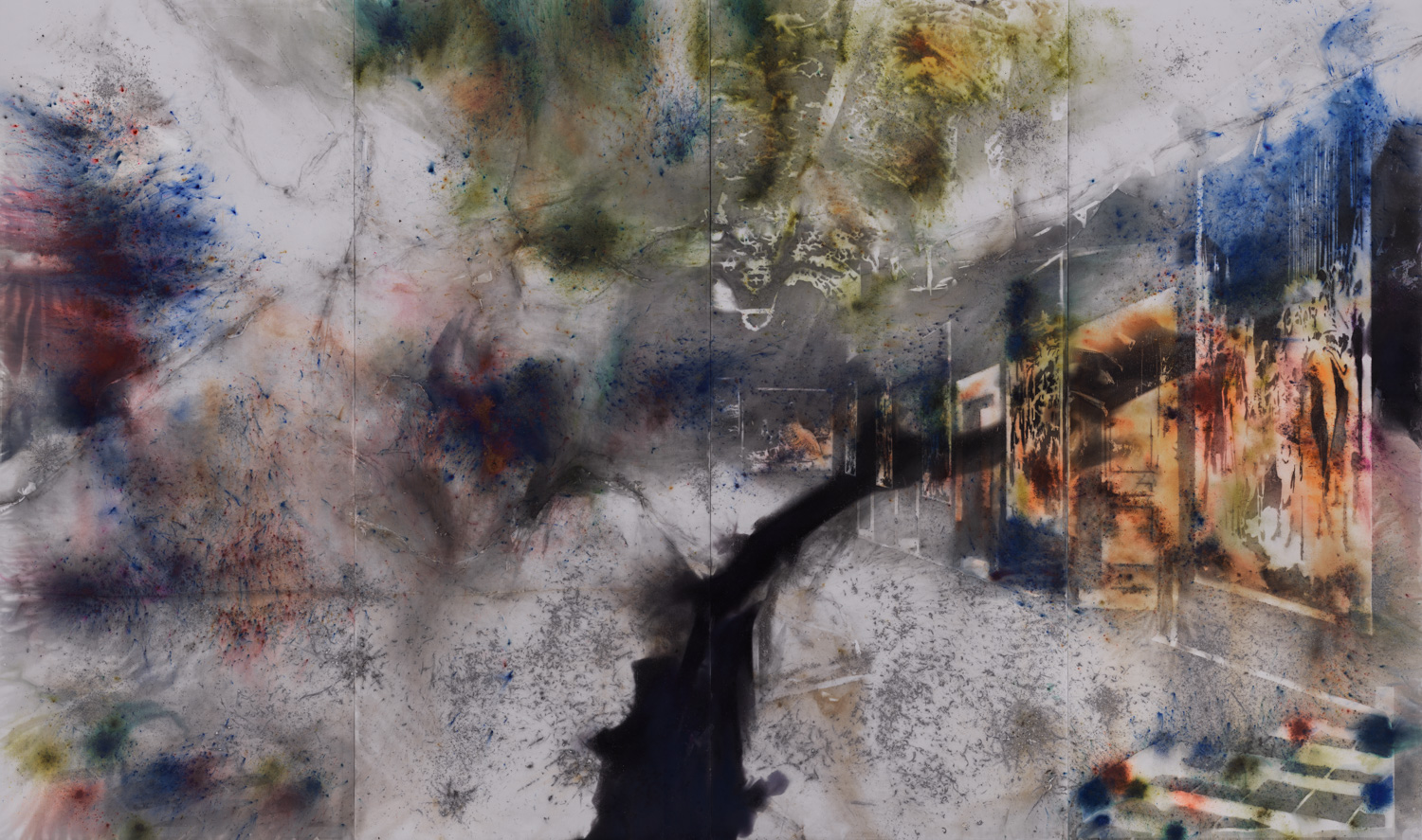 Cai Guo-Qiang, Salón de Reinos…, 2017. Gunpowder on canvas, 360 x 600 cm. Photo by Christopher Burke, courtesy Cai Studio. Collection of the artist.