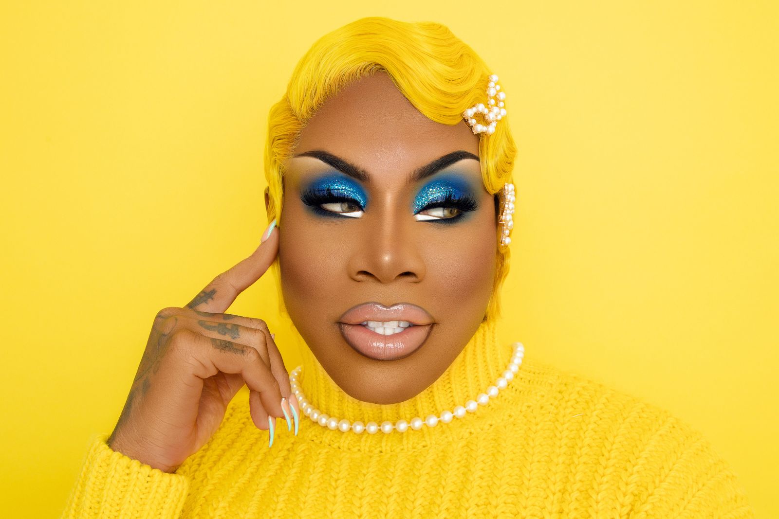 Monét X Change.