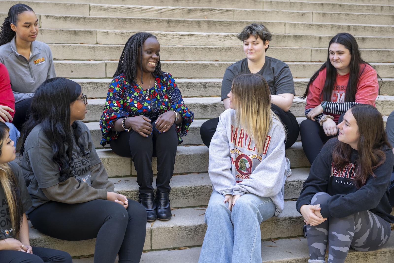 Dean Stephanie Shonekan with ARHU students.