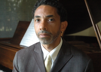 Headshot of Robin D. G. Kelley